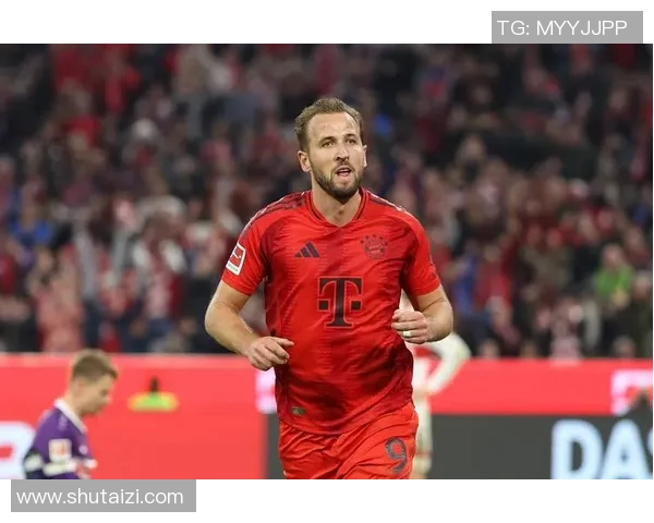 游泳与足球的完美结合谁是最优秀的水中足球明星