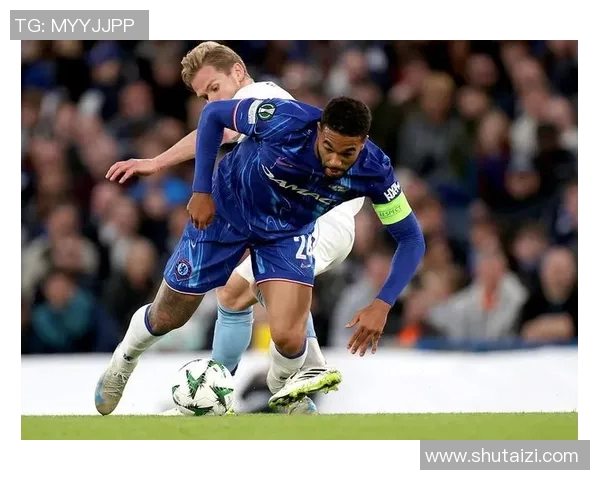 切尔西足球明星专属靴子图片展示与解析尽显运动魅力与时尚风范 切尔西足球明星专属靴子图片展示与解析尽显运动魅力与时尚风范